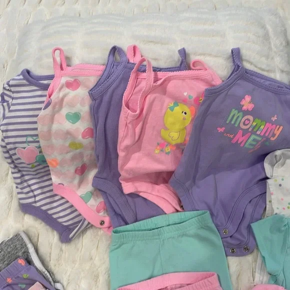 18 piece 7shorts,2pants,4shirts,5 onesies. Good condition. 6-9 months.. - Picture 5 of 16